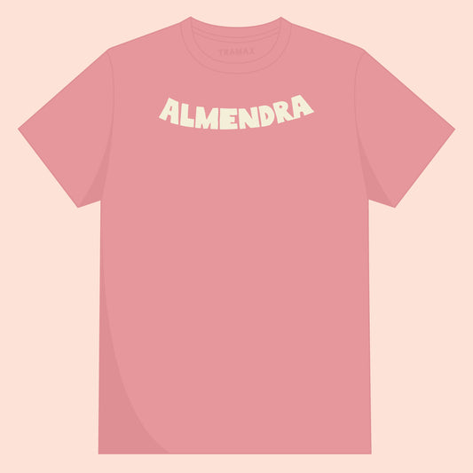 ALMENDRA / La remera de la tapa